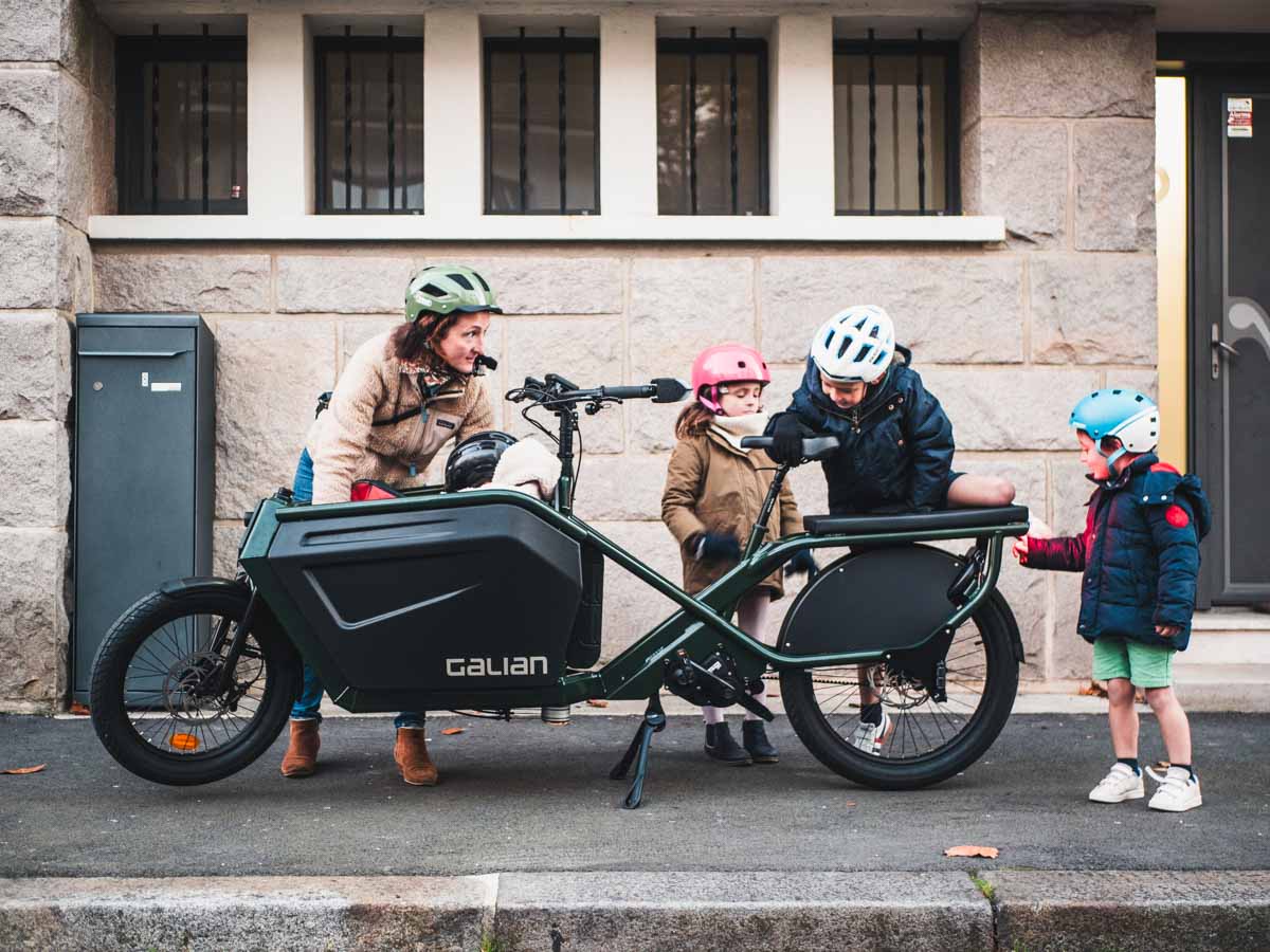 Vélo cargo 4 places